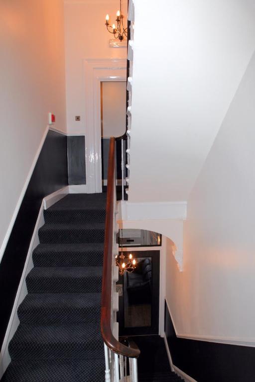 Hotel The Omega Londra